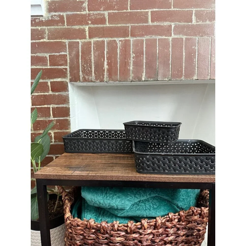 Three-piece mainstays black plastic storage
